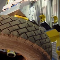 Automatisierte Sortierung und Lagerung von Reifen Automatisierte Sortierung und Lagerung von Reifen